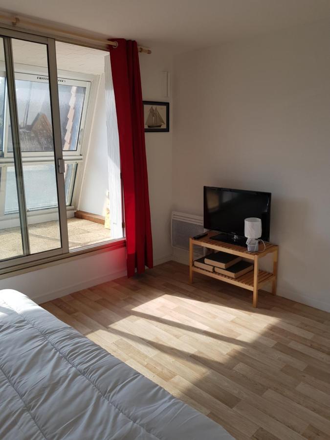 Studio Front De Mer Apartment Уистреам Екстериор снимка